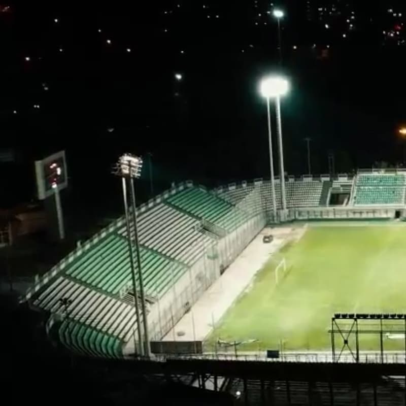  ورزشگاه فولادشهر